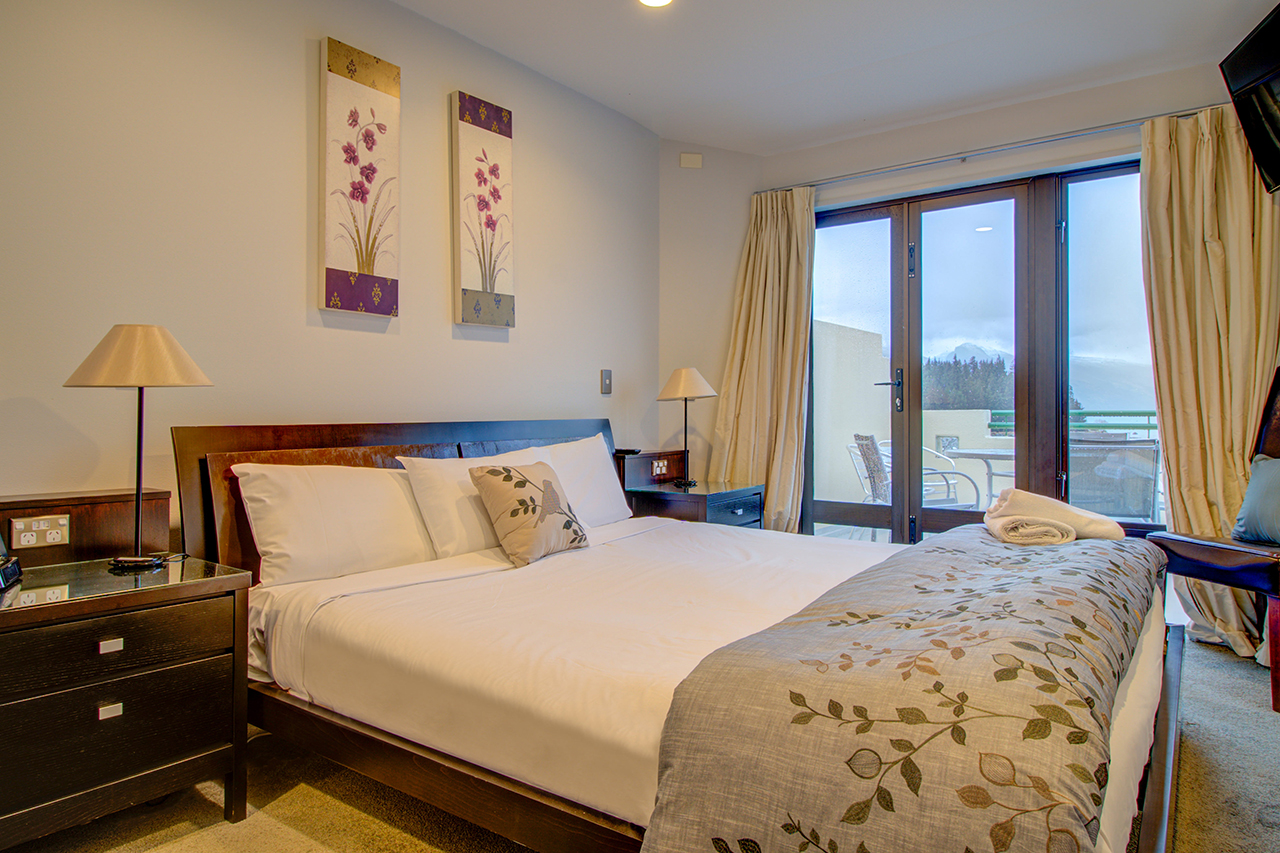 View of Two-Bedroom Penthouse Lakeview - Lakefront Apartments